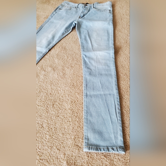 Skinny Jeans 32x32 Light Blue NWT - Picture 2 of 6
